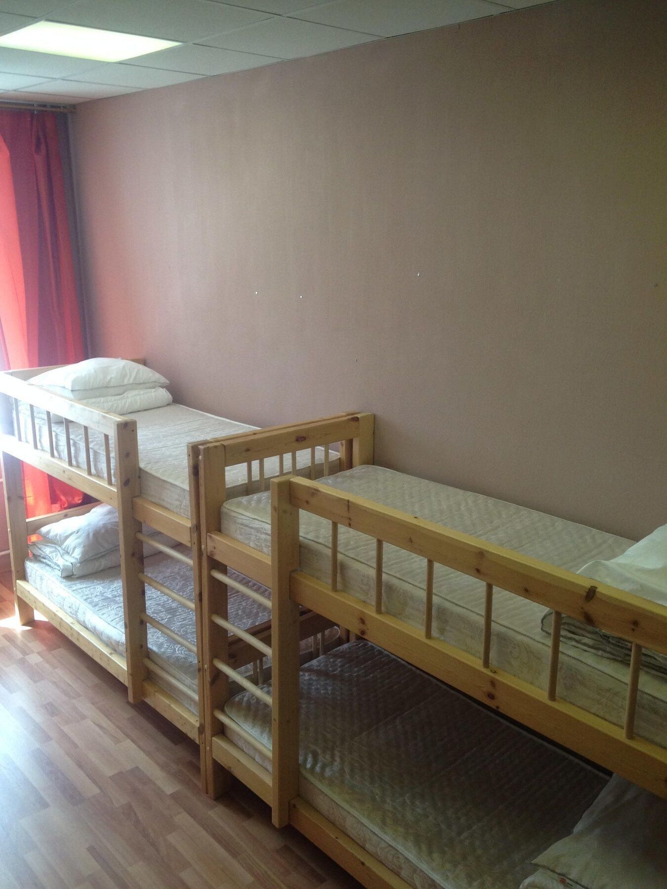 Red Star Hostel Екатеринбург Екстериор снимка